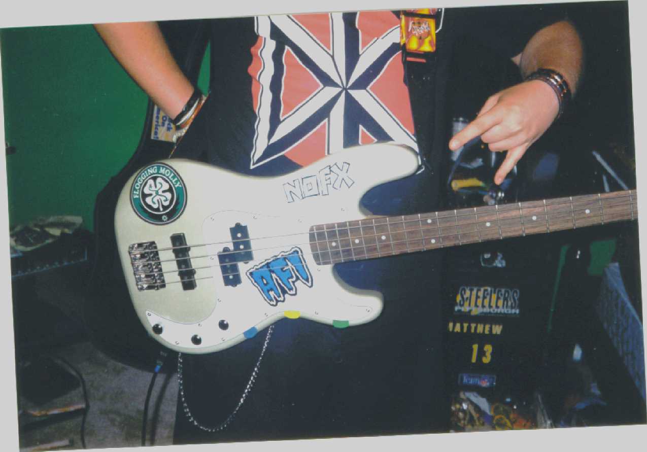 hickysbass.gif